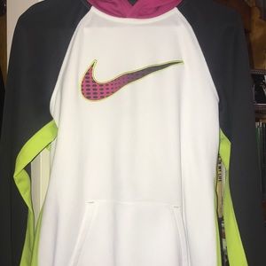 nike hoodie 💚